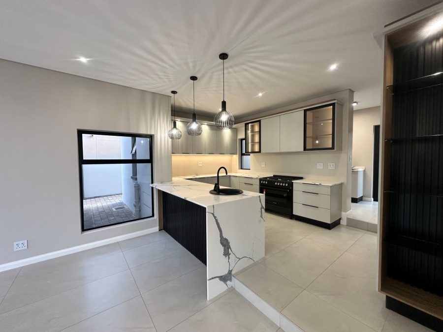4 Bedroom Property for Sale in Fountainbrook Estate Gauteng