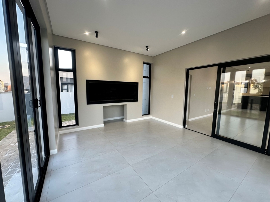 4 Bedroom Property for Sale in Fountainbrook Estate Gauteng