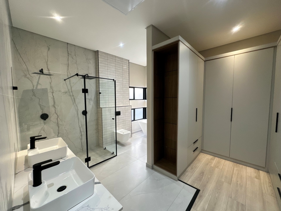 4 Bedroom Property for Sale in Fountainbrook Estate Gauteng
