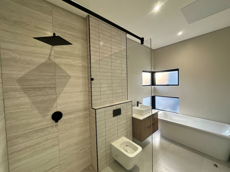 4 Bedroom Property for Sale in Fountainbrook Estate Gauteng