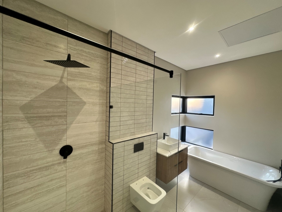 4 Bedroom Property for Sale in Fountainbrook Estate Gauteng