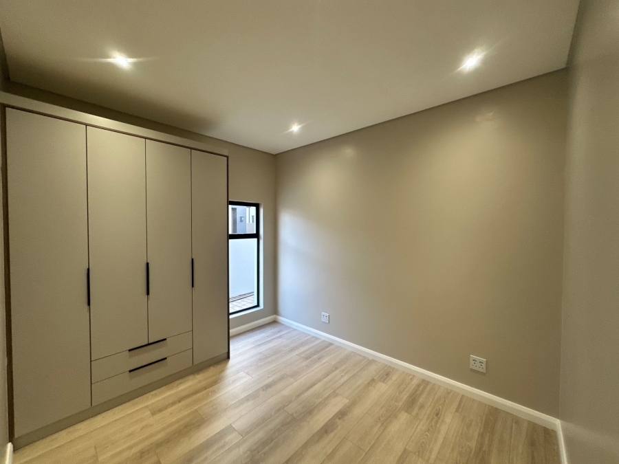 4 Bedroom Property for Sale in Fountainbrook Estate Gauteng