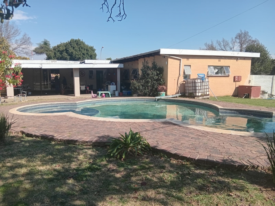 3 Bedroom Property for Sale in Elspark Gauteng