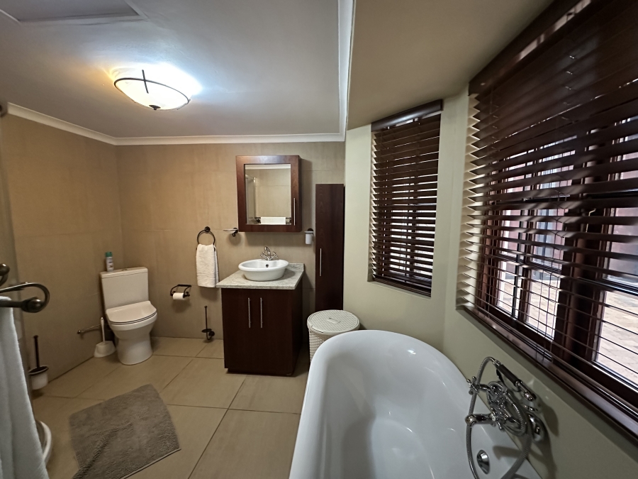 To Let 1 Bedroom Property for Rent in Rivonia Gauteng