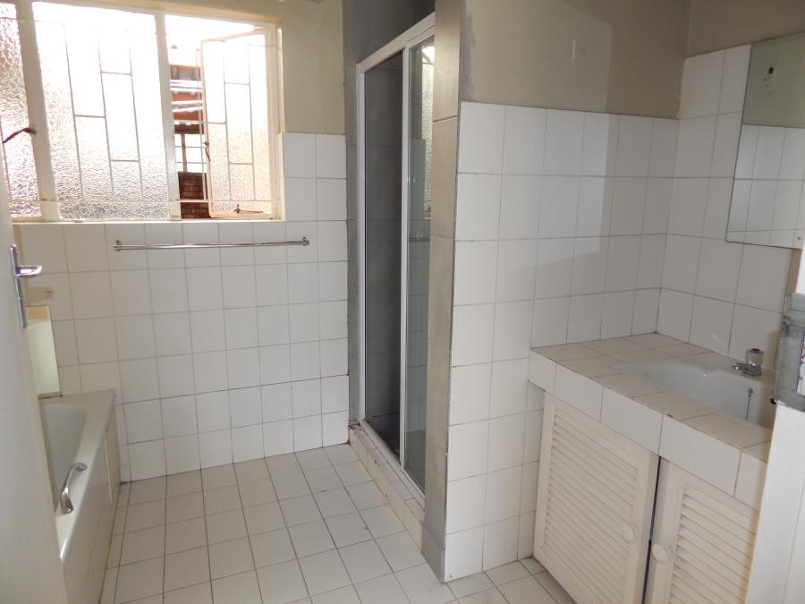 To Let 3 Bedroom Property for Rent in Rietvalleirand Gauteng
