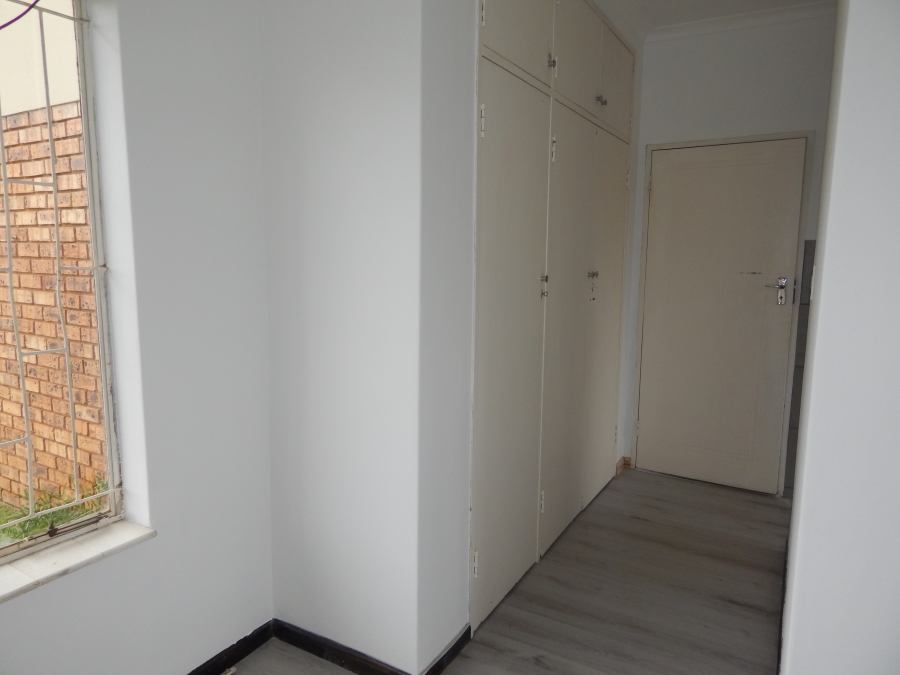 To Let 3 Bedroom Property for Rent in Rietvalleirand Gauteng