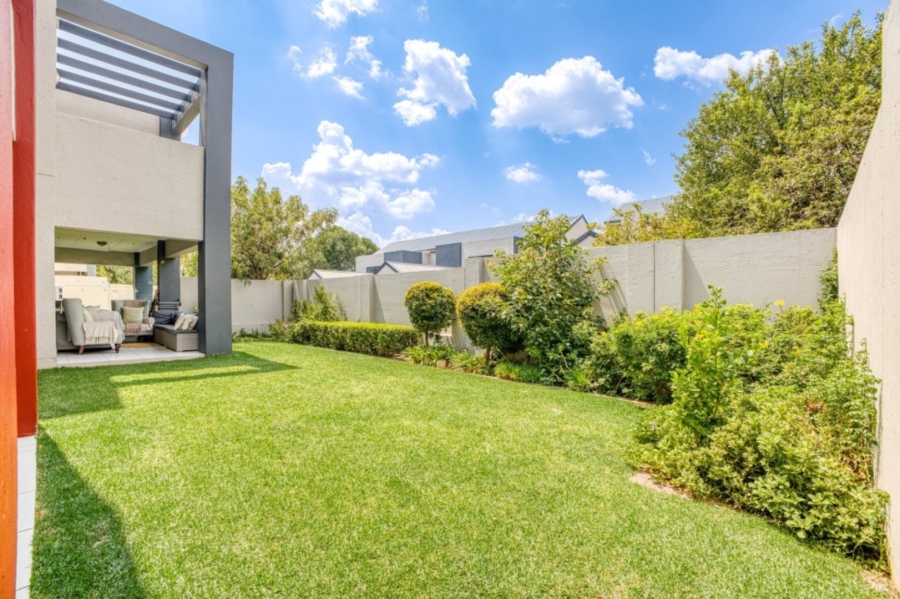 To Let 3 Bedroom Property for Rent in Paulshof Gauteng