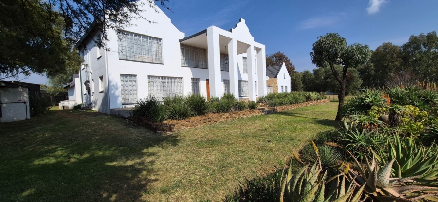 5 Bedroom Property for Sale in Drumblade A H Gauteng