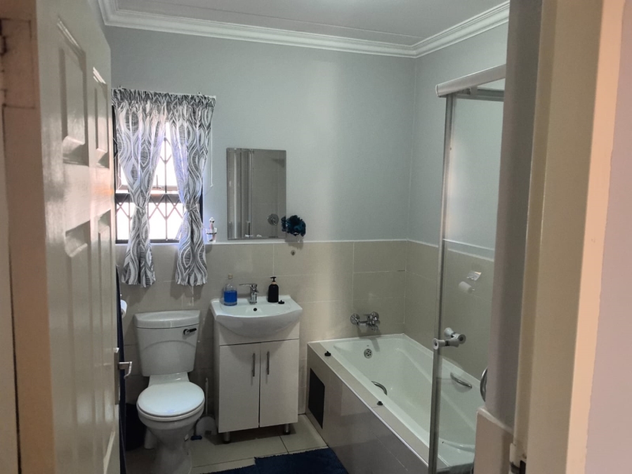 2 Bedroom Property for Sale in Fairlead Gauteng