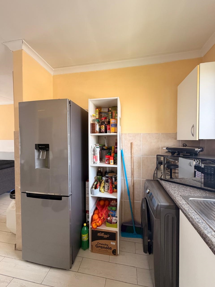 2 Bedroom Property for Sale in Parkrand Gauteng