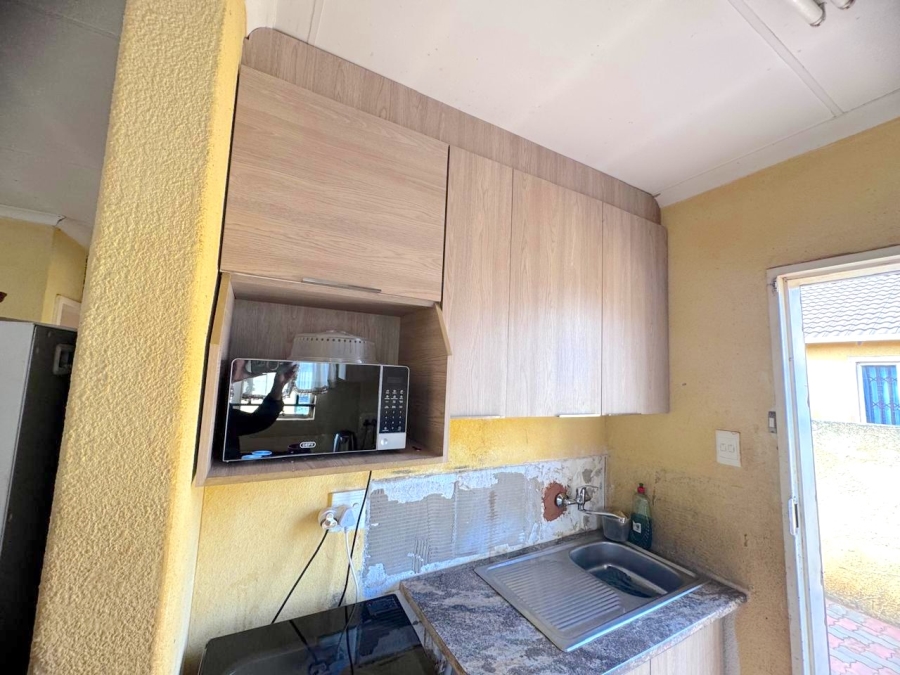 2 Bedroom Property for Sale in Dawn Park Gauteng