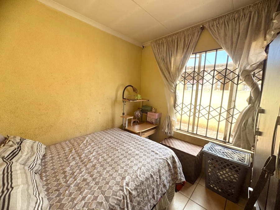 2 Bedroom Property for Sale in Dawn Park Gauteng