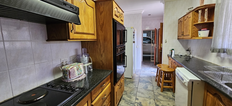 2 Bedroom Property for Sale in Three Rivers East Gauteng
