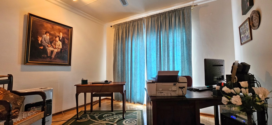 2 Bedroom Property for Sale in Three Rivers East Gauteng
