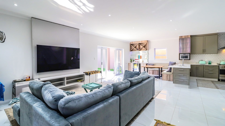 To Let 4 Bedroom Property for Rent in Craigavon Gauteng