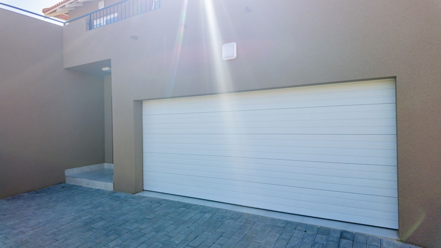 To Let 4 Bedroom Property for Rent in Craigavon Gauteng