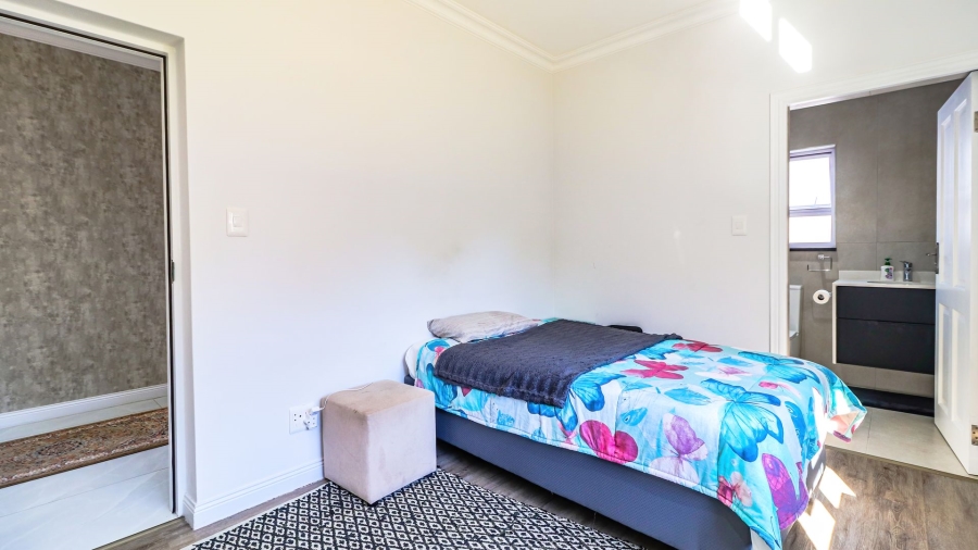 To Let 4 Bedroom Property for Rent in Craigavon Gauteng
