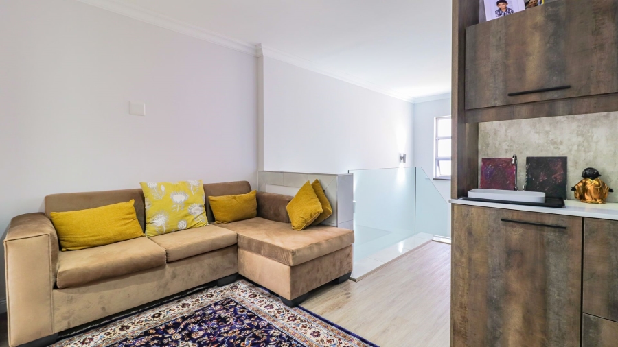 To Let 4 Bedroom Property for Rent in Craigavon Gauteng