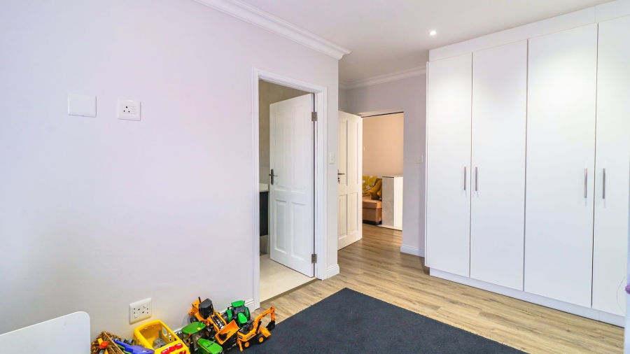 To Let 4 Bedroom Property for Rent in Craigavon Gauteng