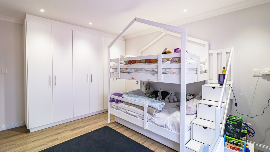 To Let 4 Bedroom Property for Rent in Craigavon Gauteng