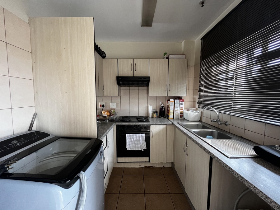 2 Bedroom Property for Sale in Pretoria North Gauteng