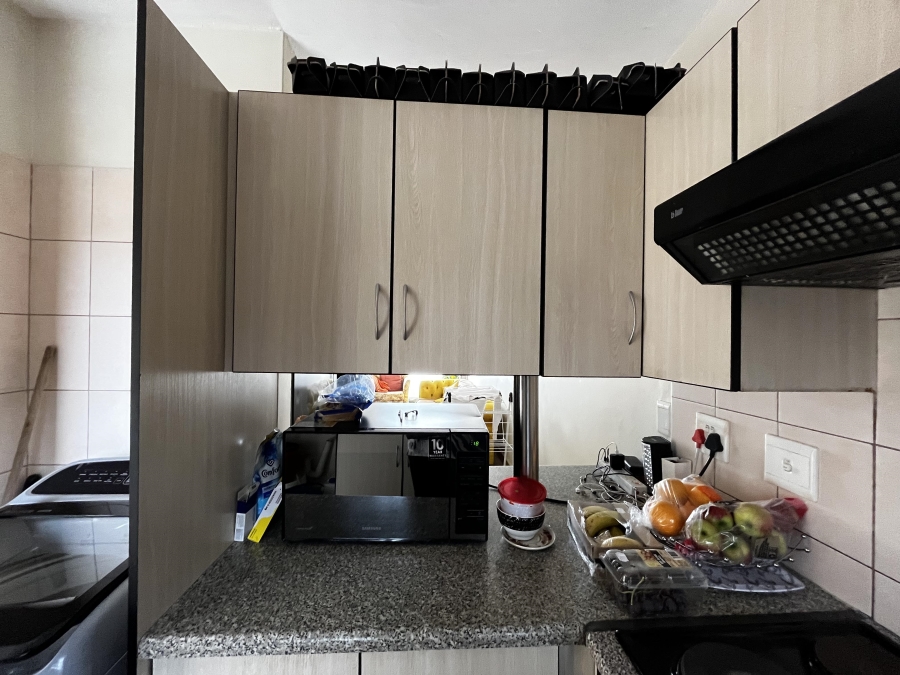 2 Bedroom Property for Sale in Pretoria North Gauteng