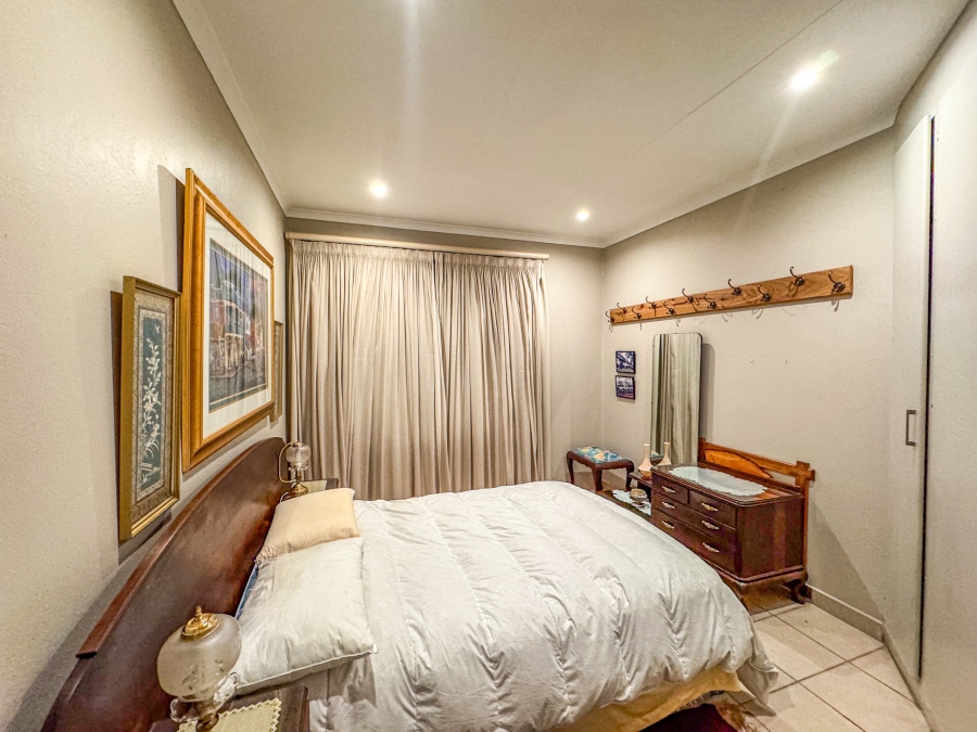 2 Bedroom Property for Sale in Silver Lakes Golf Estate Gauteng