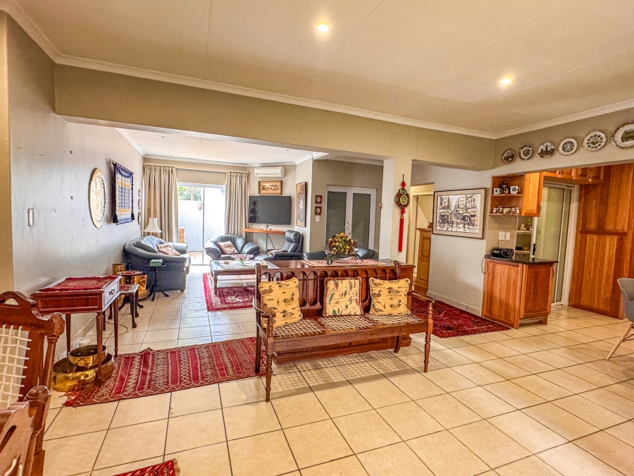 2 Bedroom Property for Sale in Silver Lakes Golf Estate Gauteng