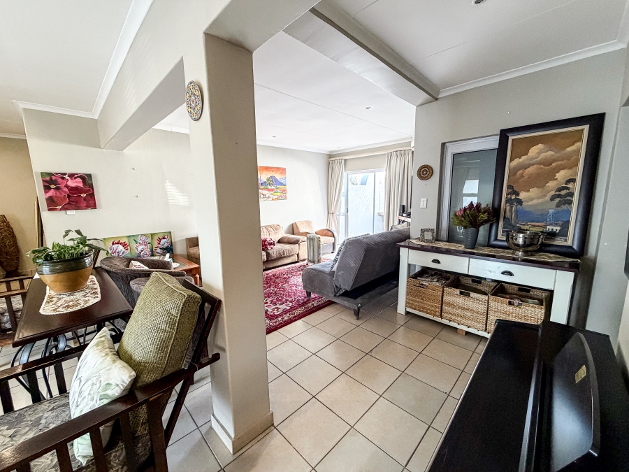 2 Bedroom Property for Sale in Silver Lakes Golf Estate Gauteng