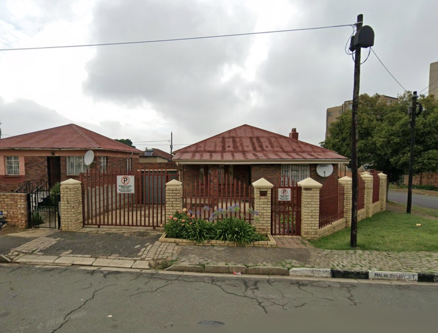 2 Bedroom Property for Sale in Coronationville Gauteng