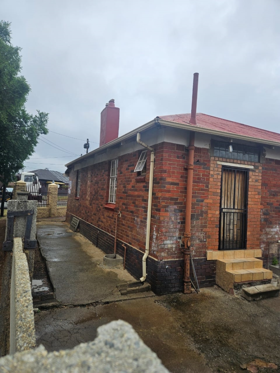 2 Bedroom Property for Sale in Coronationville Gauteng