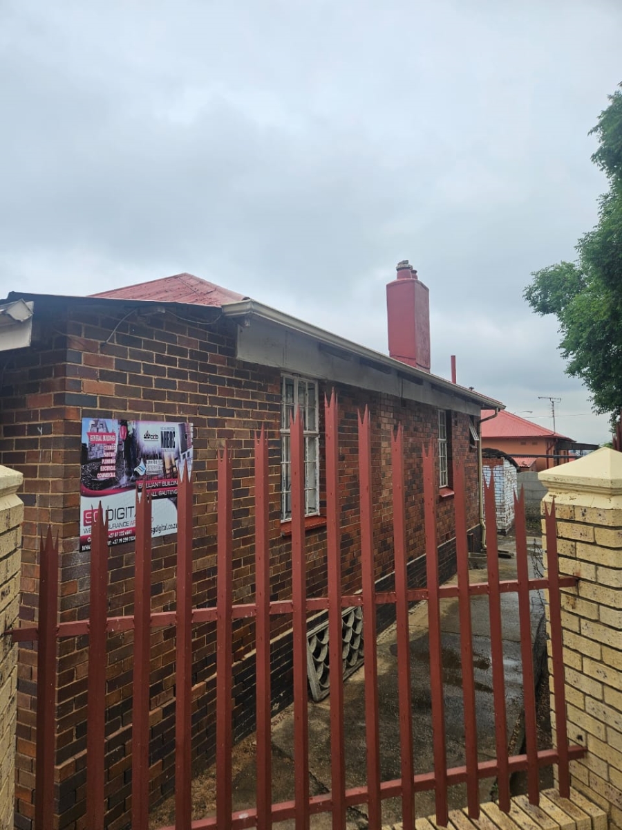 2 Bedroom Property for Sale in Coronationville Gauteng