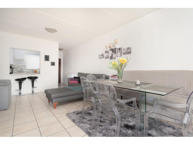 2 Bedroom Property for Sale in Bassonia Gauteng