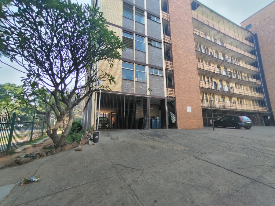6 Bedroom Property for Sale in Arcadia Gauteng
