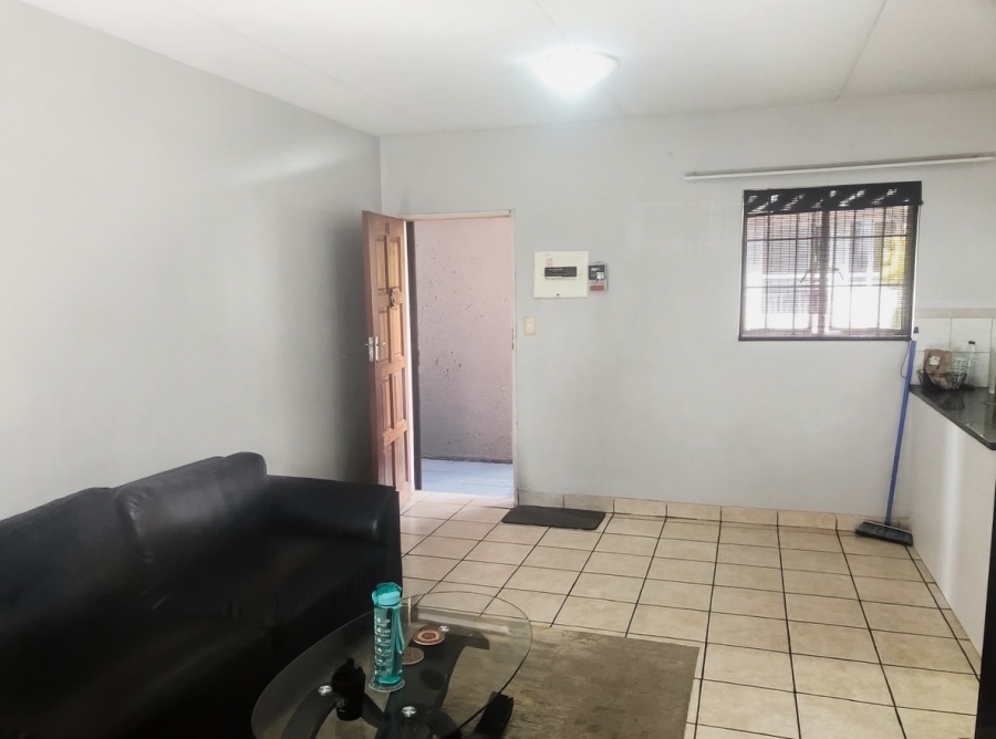 To Let 2 Bedroom Property for Rent in Noordhang Gauteng