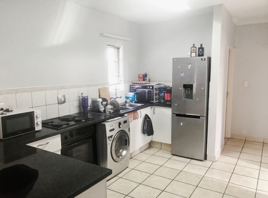 To Let 2 Bedroom Property for Rent in Noordhang Gauteng