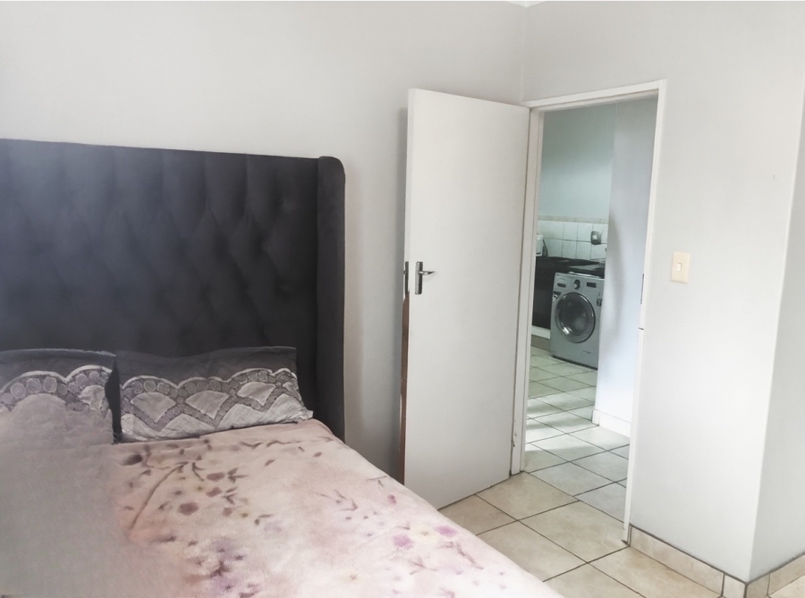 To Let 2 Bedroom Property for Rent in Noordhang Gauteng