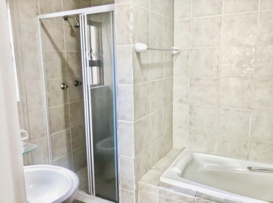 To Let 2 Bedroom Property for Rent in Sunninghill Gauteng