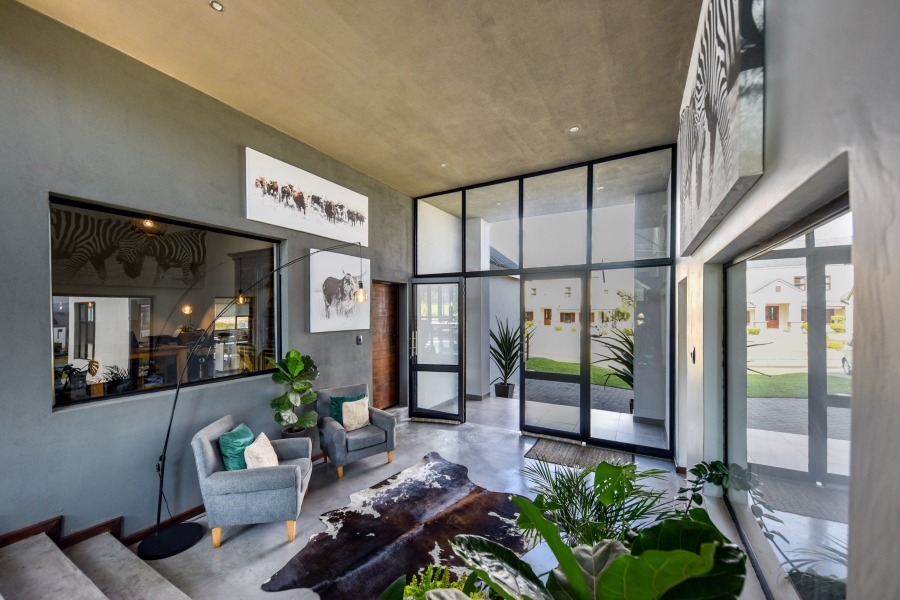 5 Bedroom Property for Sale in Waterlake Farm Lifestyle Estate Gauteng