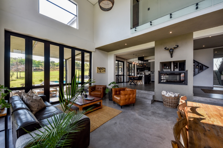 5 Bedroom Property for Sale in Waterlake Farm Lifestyle Estate Gauteng