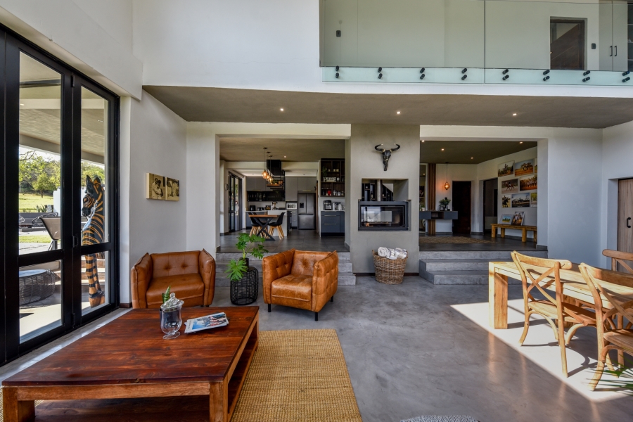 5 Bedroom Property for Sale in Waterlake Farm Lifestyle Estate Gauteng