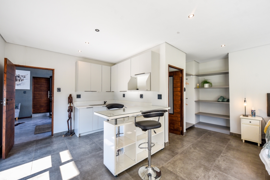 5 Bedroom Property for Sale in Waterlake Farm Lifestyle Estate Gauteng