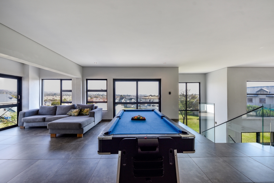 5 Bedroom Property for Sale in Waterlake Farm Lifestyle Estate Gauteng