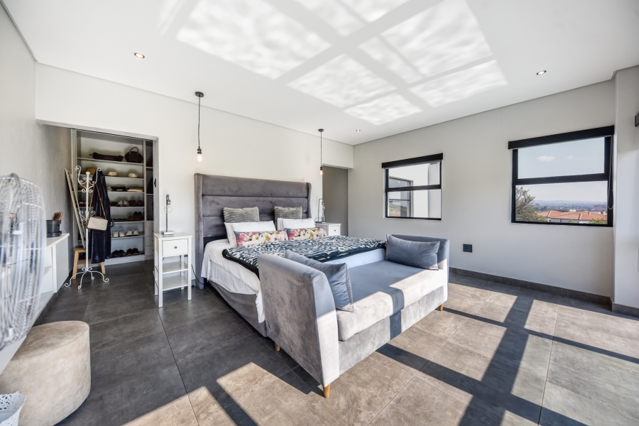 5 Bedroom Property for Sale in Waterlake Farm Lifestyle Estate Gauteng