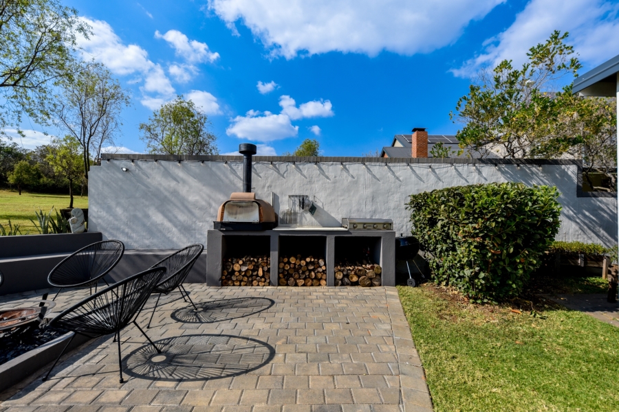 5 Bedroom Property for Sale in Waterlake Farm Lifestyle Estate Gauteng