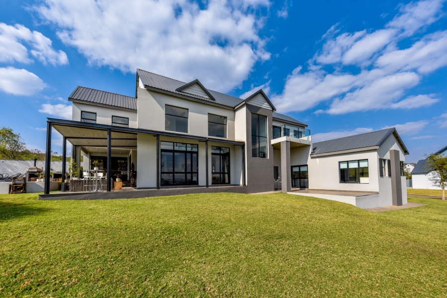 5 Bedroom Property for Sale in Waterlake Farm Lifestyle Estate Gauteng