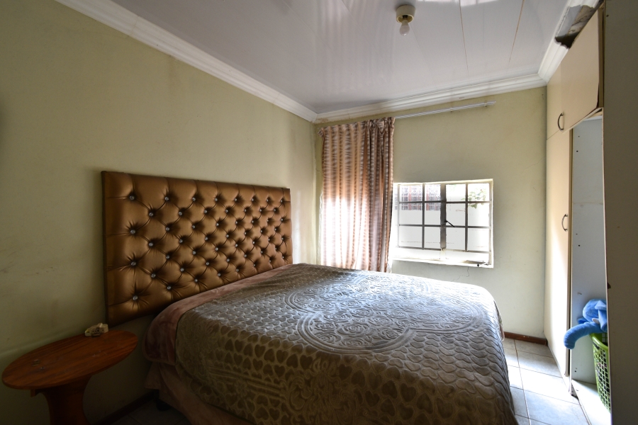 5 Bedroom Property for Sale in Garsfontein Gauteng