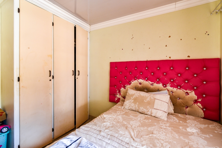 5 Bedroom Property for Sale in Garsfontein Gauteng