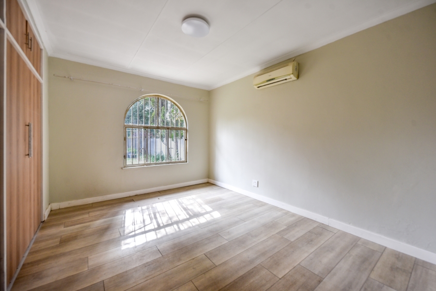 4 Bedroom Property for Sale in Garsfontein Gauteng