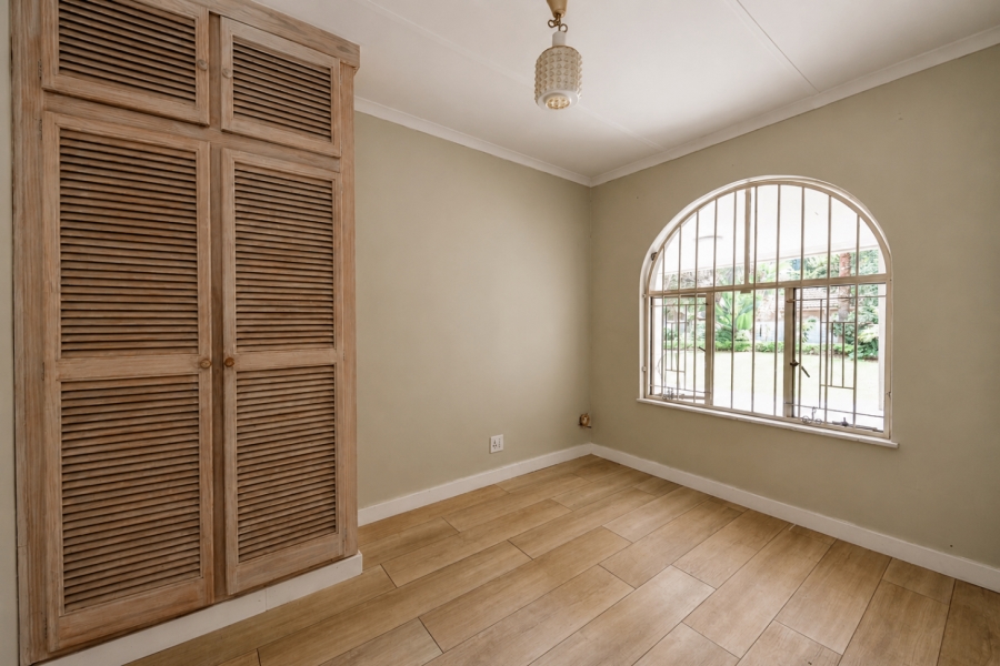 4 Bedroom Property for Sale in Garsfontein Gauteng